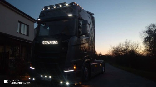 2002a581de5460fb826f94abec60fe0f