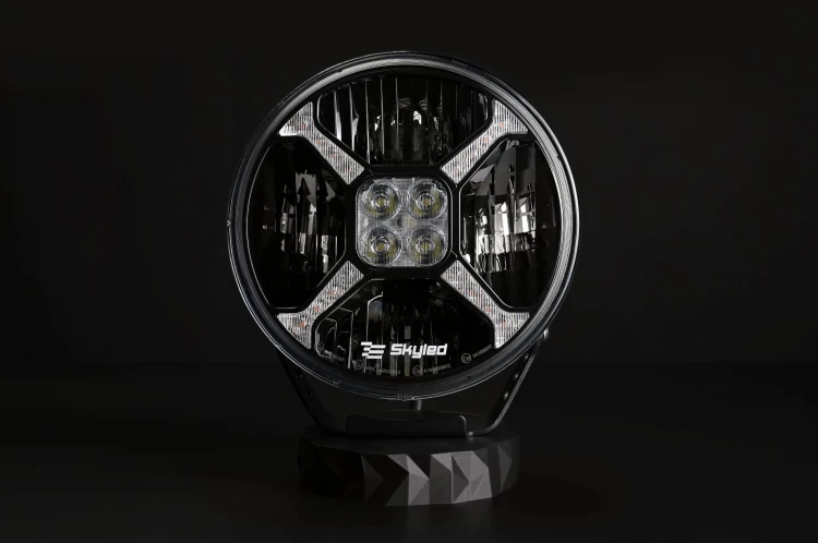Reflektor SKYLED Cosmo Flash 9X 9"(120W, biała i pomarańczowa pozycja + światło stroboskopowe) R10/R148/R149/R65, nr kat. 13300022F