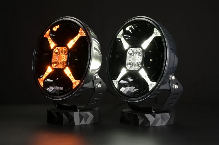 Reflektor SKYLED Cosmo Flash 9X 9"(120W, biała i pomarańczowa pozycja + światło stroboskopowe) R10/R148/R149/R65, nr kat. 13300022F
