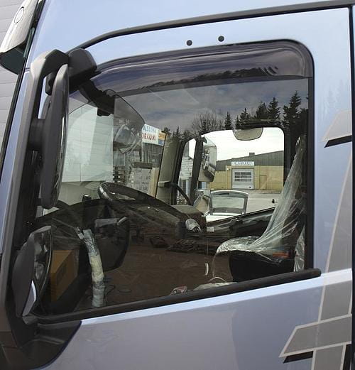 Owiewki na szyby boczne Volvo FH4/FH5/FM5/FH AERO, nr kat. 1486012222
