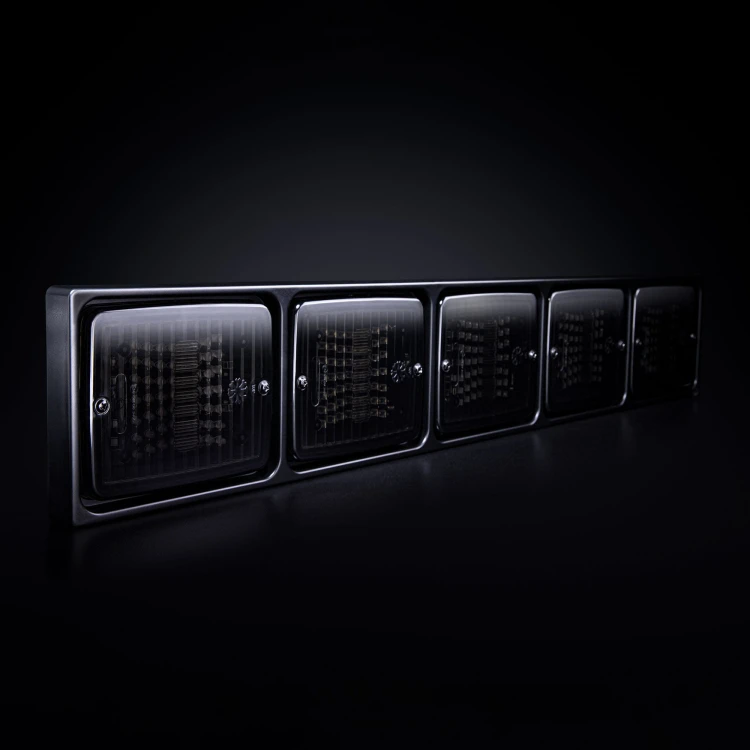 138006402-3.jpg