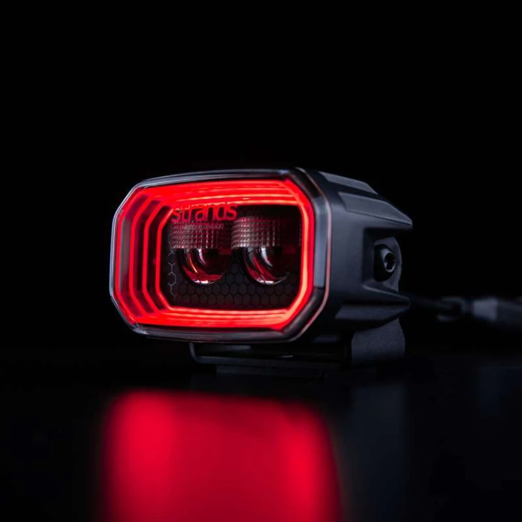 809259-2.jpg