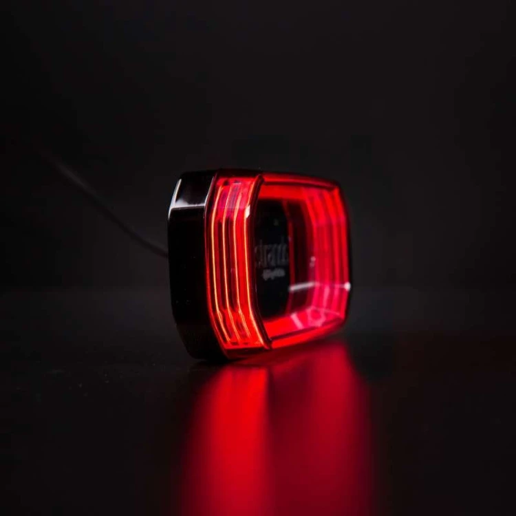 850453-5.jpg