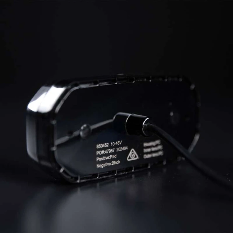 850451-7.jpg