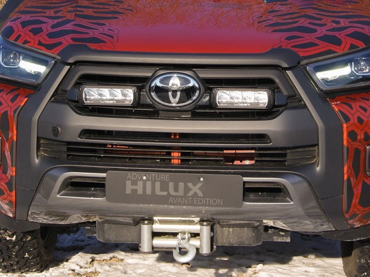 13GK-HILUX-3K-2.jpg