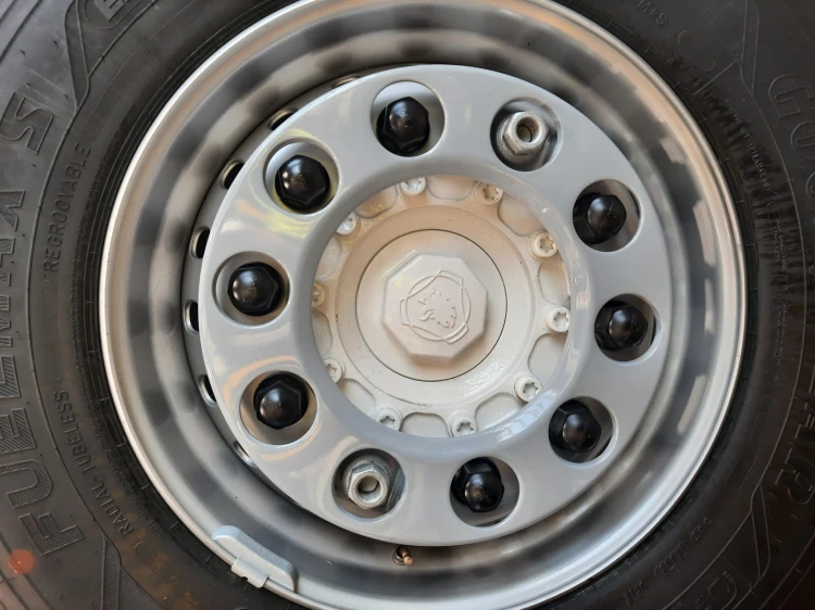 16CM10 - GRAY-1.jpg