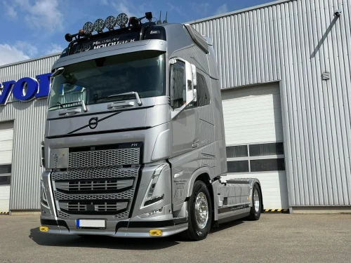 _vyr_15628_volvo_k_y.webp