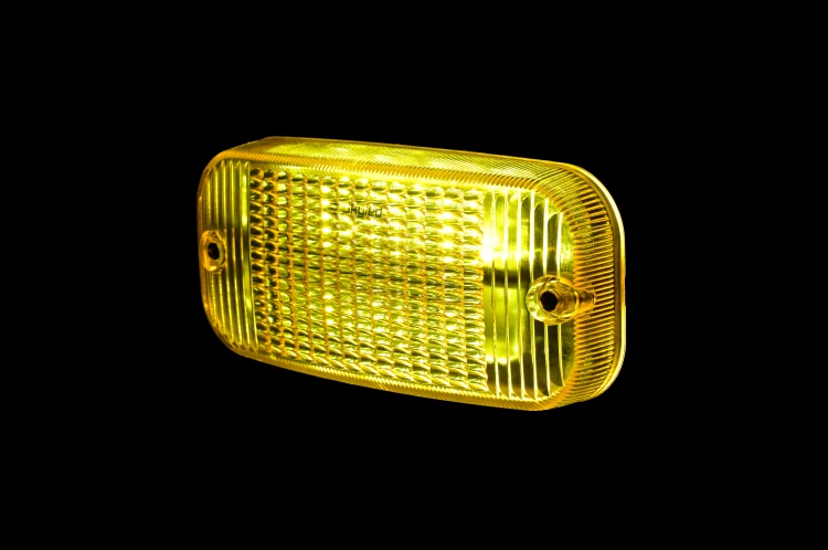 13SL70131Y-LED_10.JPG