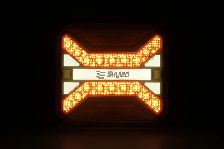 13SL40490_7.JPG